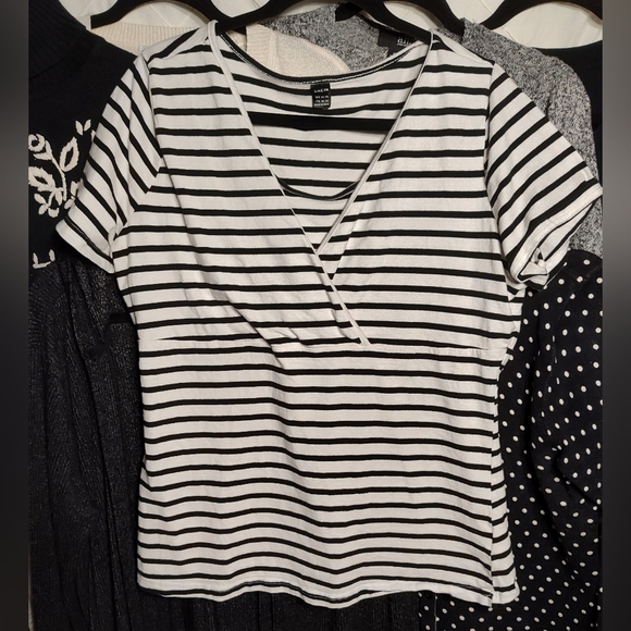 7 Piece Women's XL Black & White Bundle! 🖤 - Picture 3 of 16